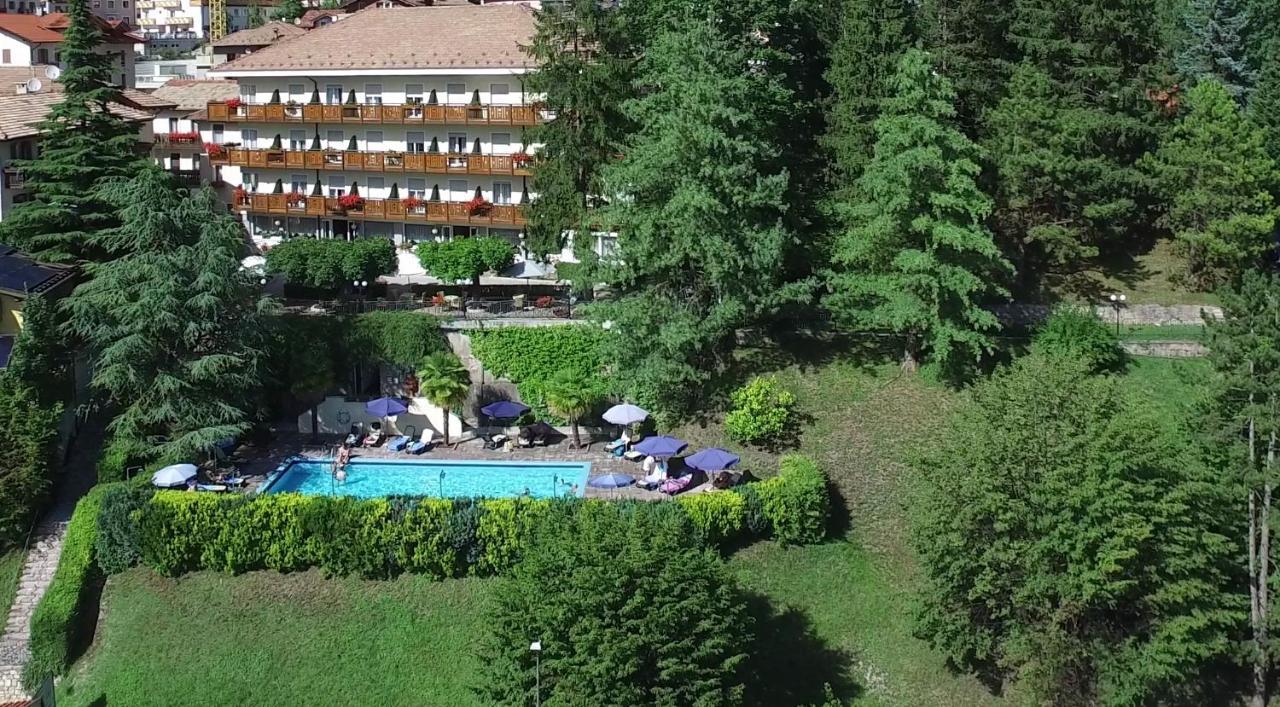 מולבנו Hotel Miralago Wellness - Adults Only מראה חיצוני תמונה