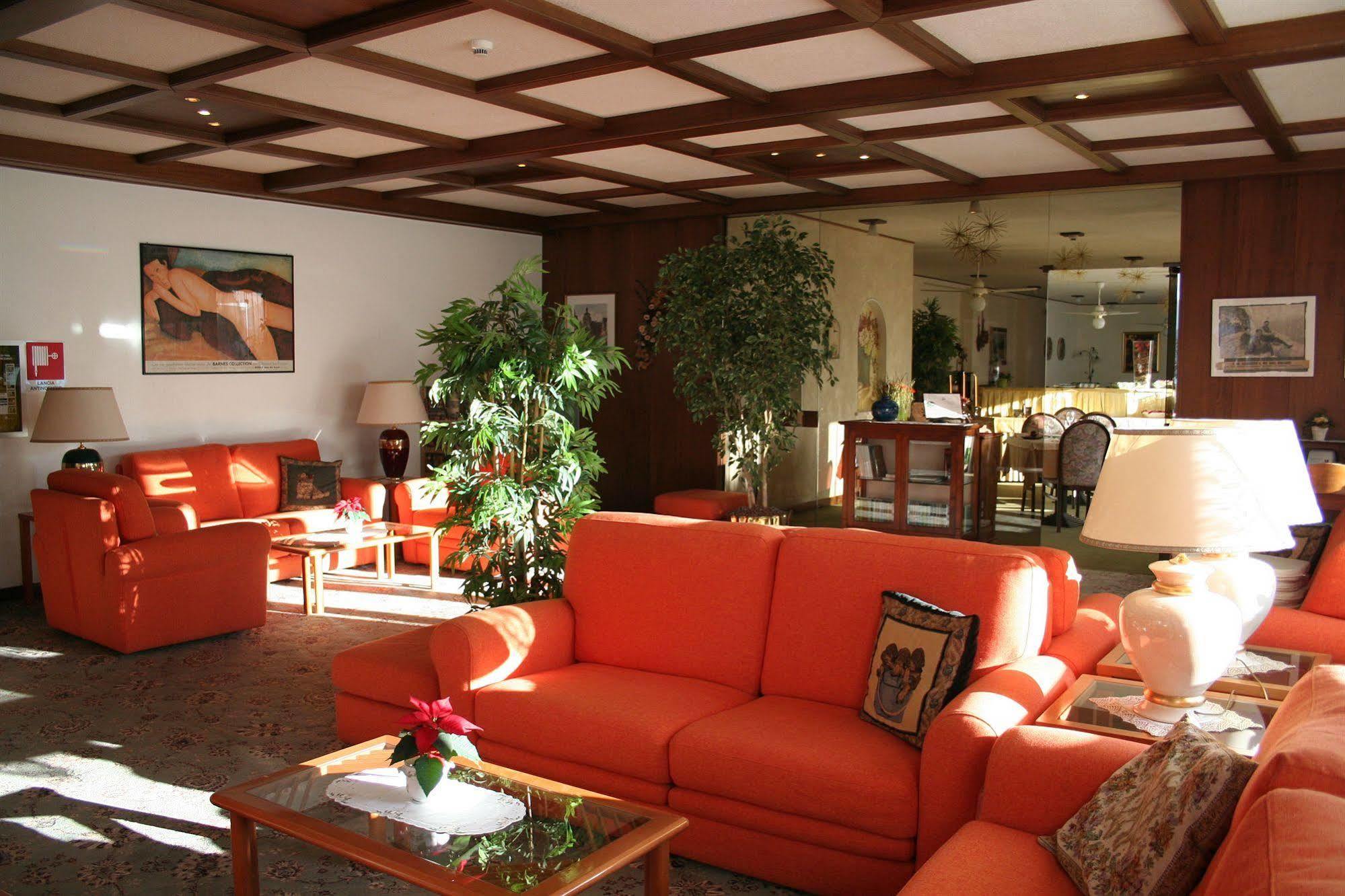 מולבנו Hotel Miralago Wellness - Adults Only מראה חיצוני תמונה