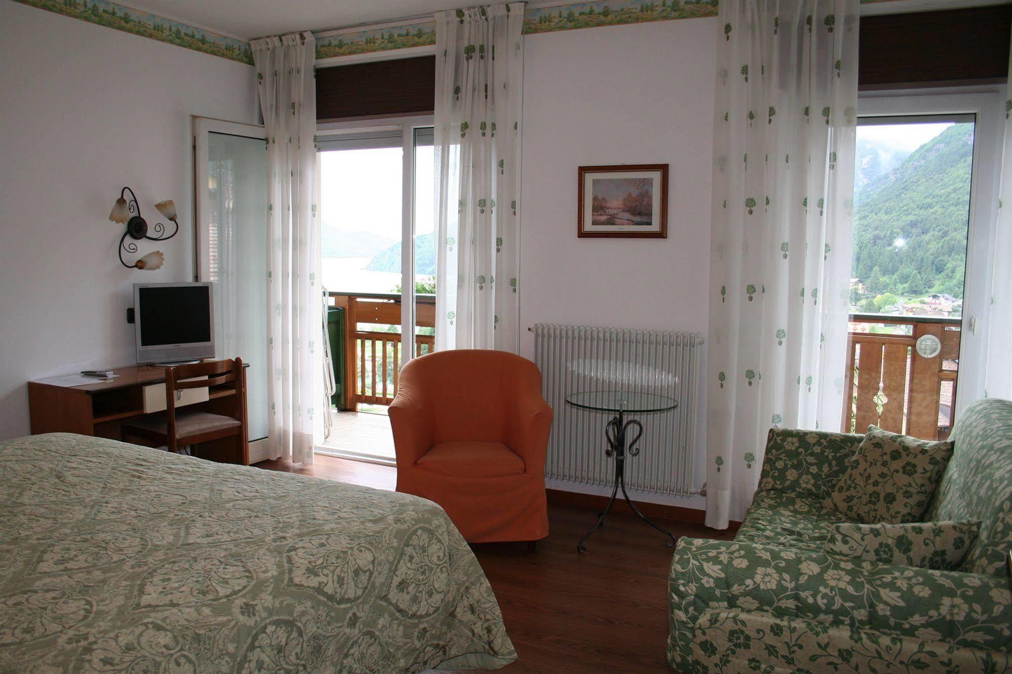 מולבנו Hotel Miralago Wellness - Adults Only מראה חיצוני תמונה