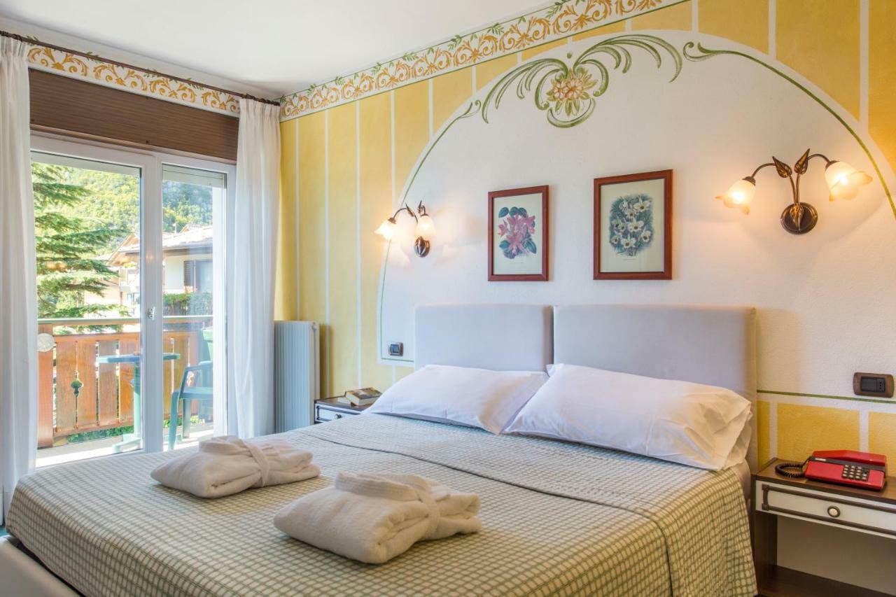 מולבנו Hotel Miralago Wellness - Adults Only מראה חיצוני תמונה
